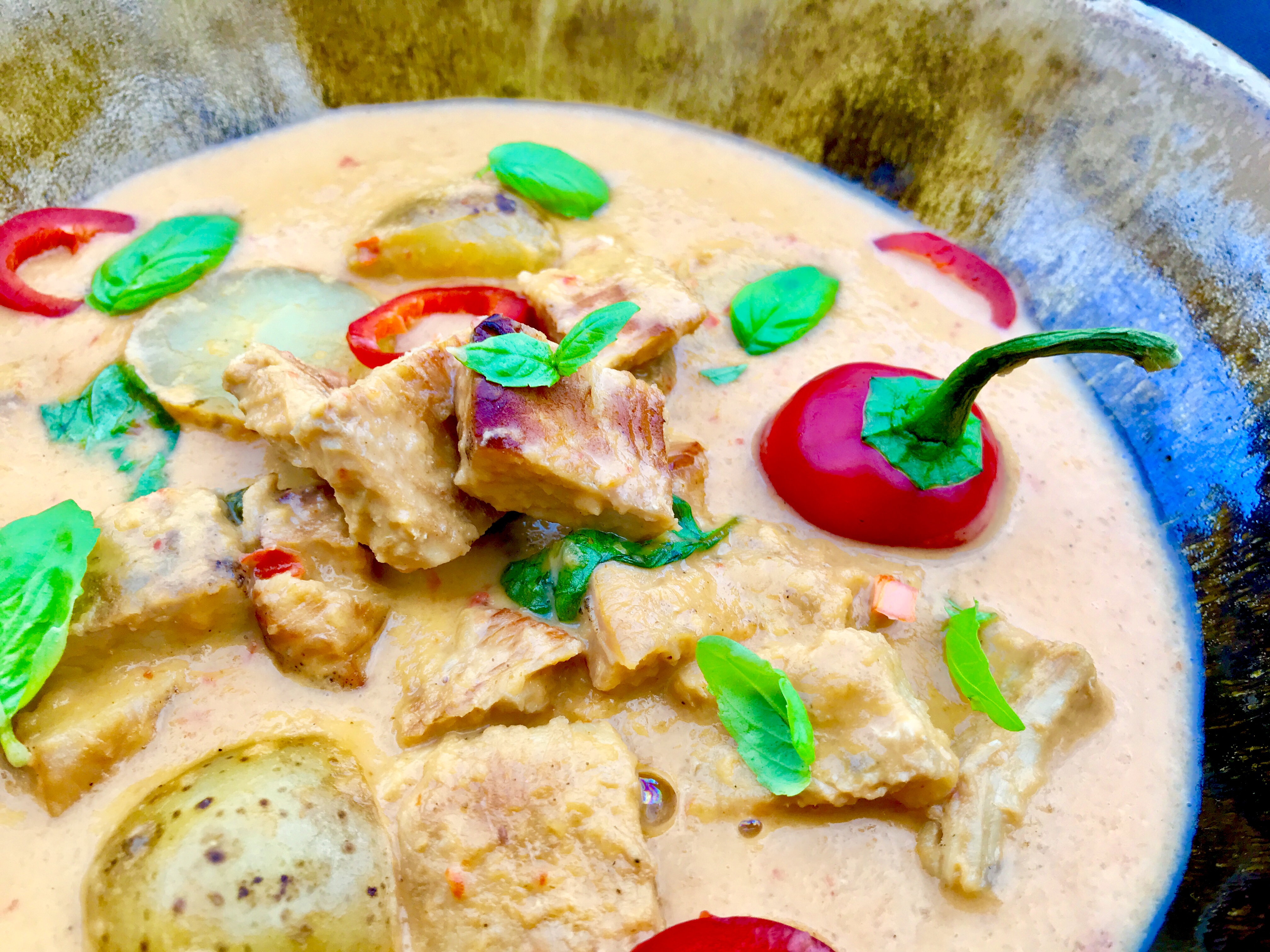 leftover-turkey-thai-red-curry-easy-thai-food-recipes