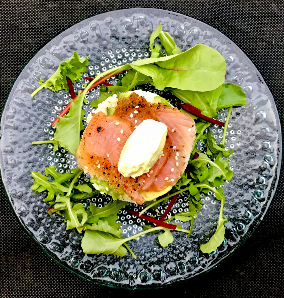 Thai Food Made Easy | SMOKED SALMON SUSHI